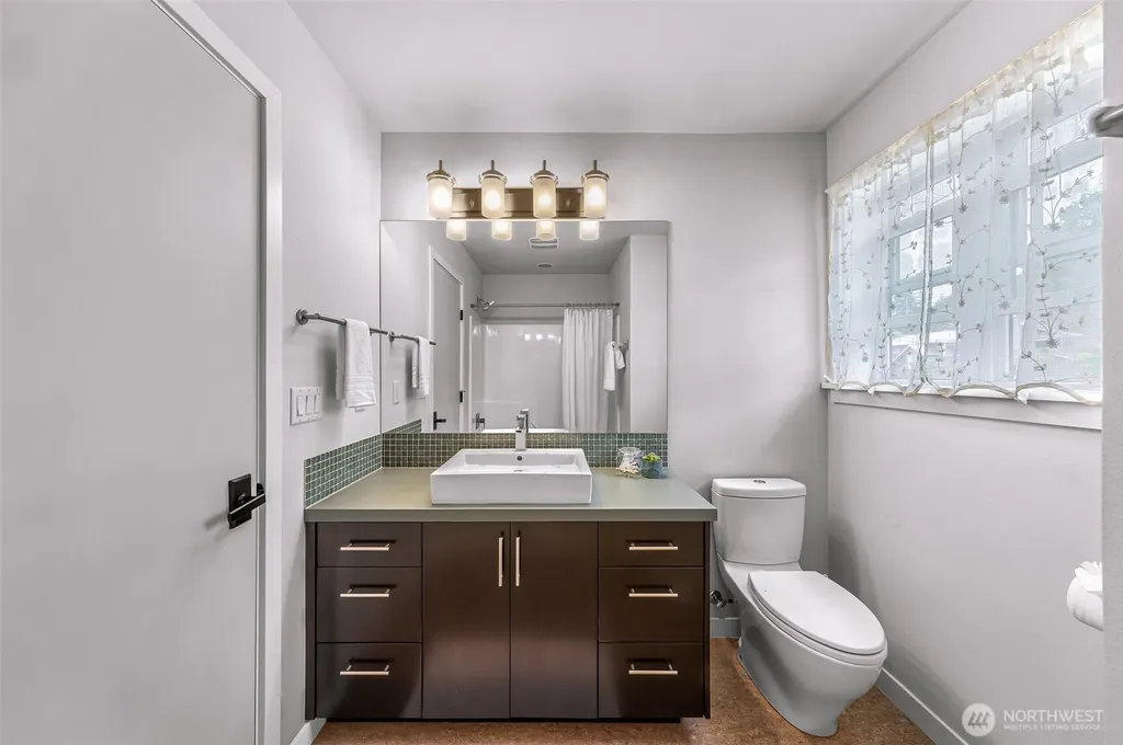 1200 37th Bellingham WA 98229