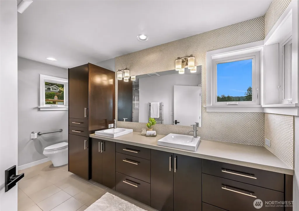 1200 37th Bellingham WA 98229