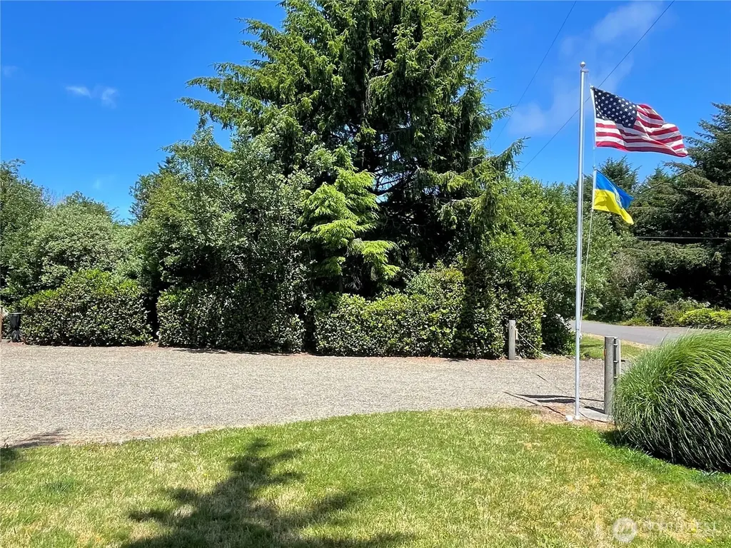 240 Queets Street SW Ocean Shores WA 98569