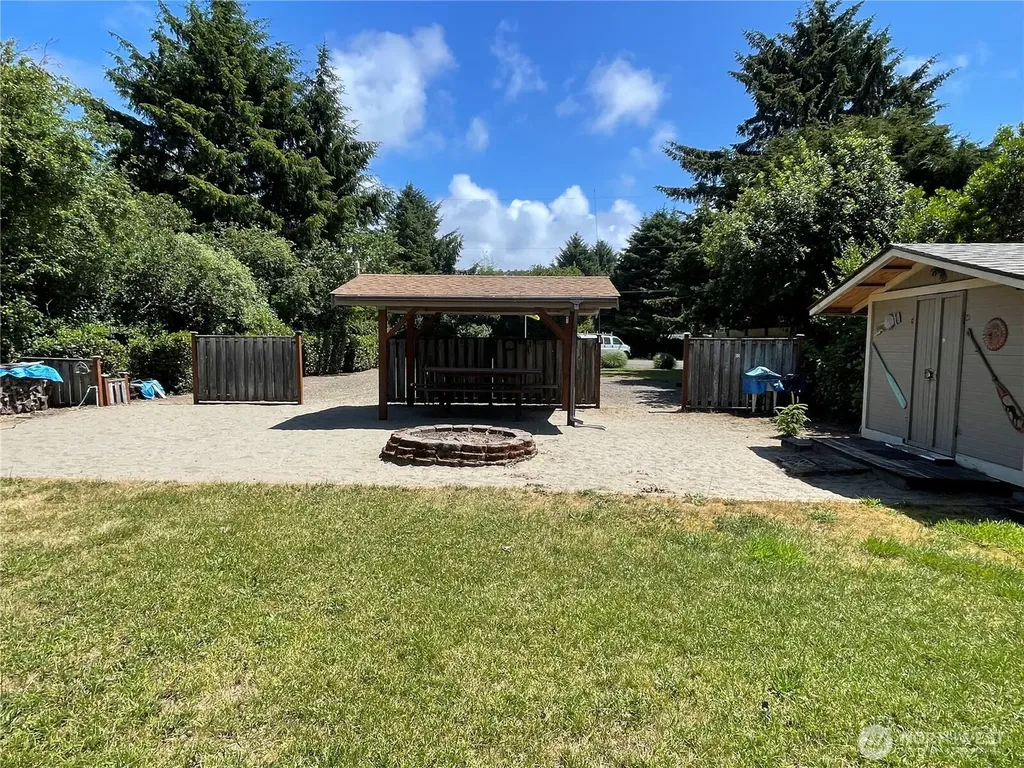 240 Queets Street SW Ocean Shores WA 98569