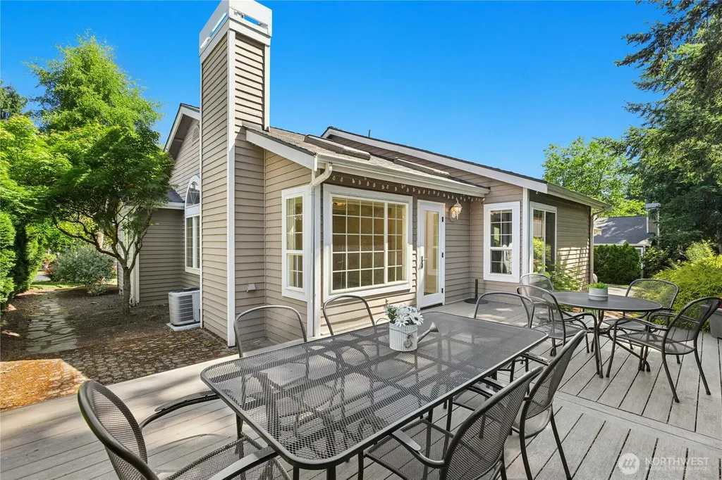 24311 SE 41st Place Sammamish WA 98029