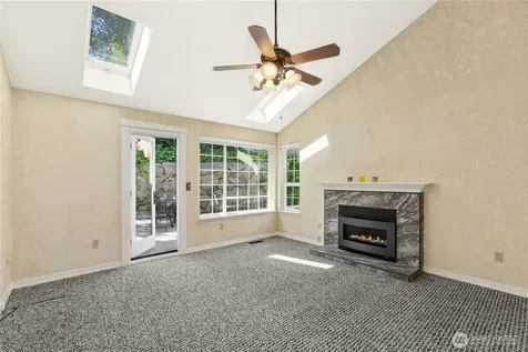 24311 SE 41st Place Sammamish WA 98029