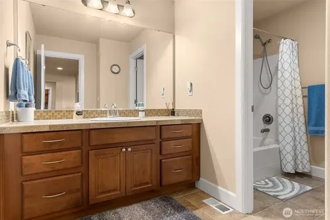 1026 76th Avenue NE Lake Stevens WA 98258