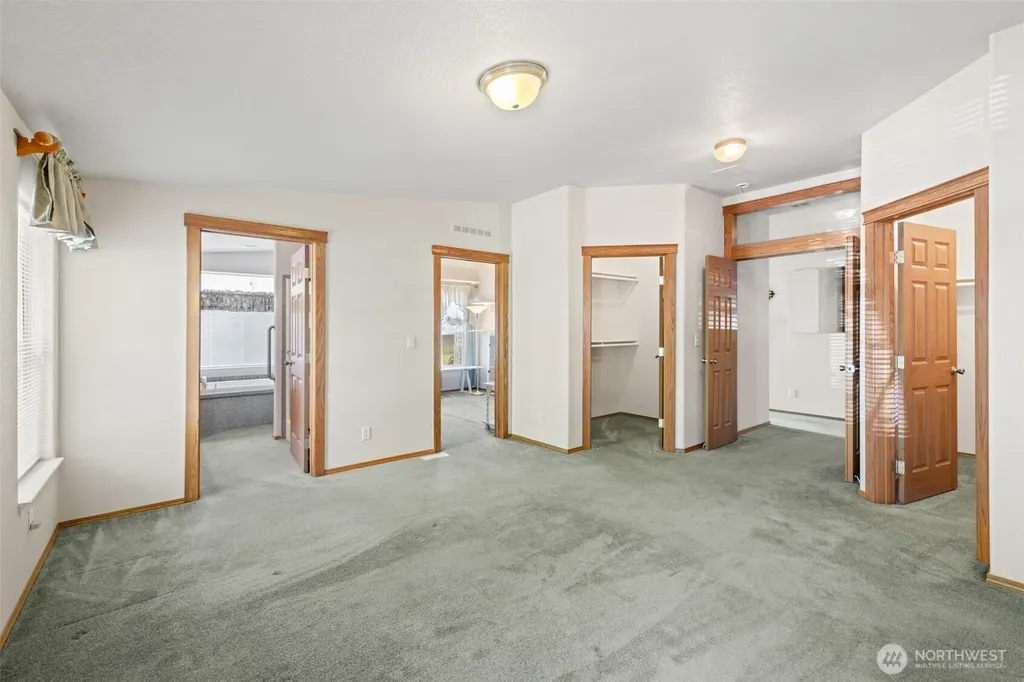 40 Marsden Road Port Angeles WA 98362