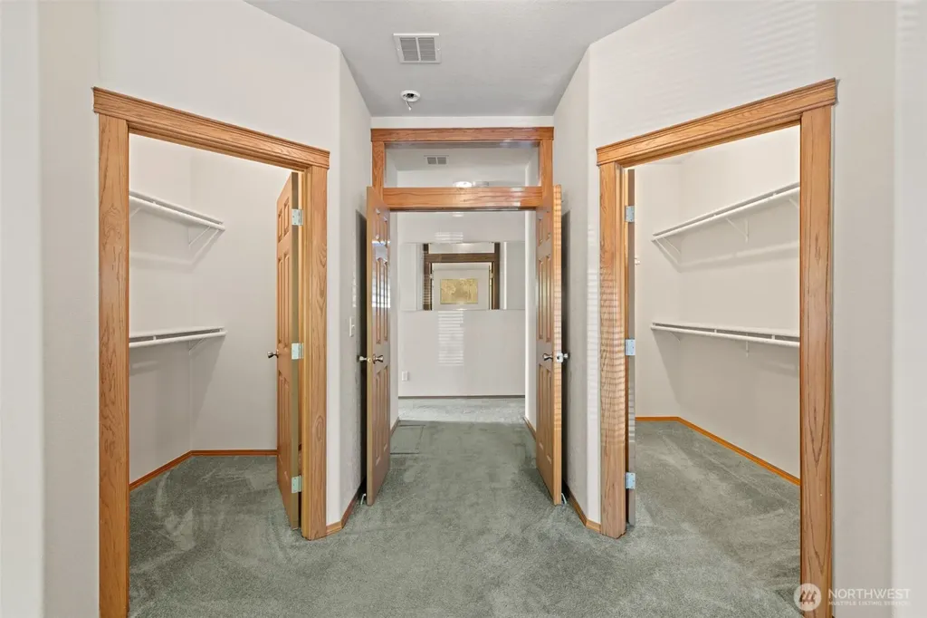 40 Marsden Road Port Angeles WA 98362