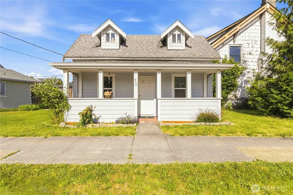 336 SW 3rd Avenue Castle Rock WA 98611