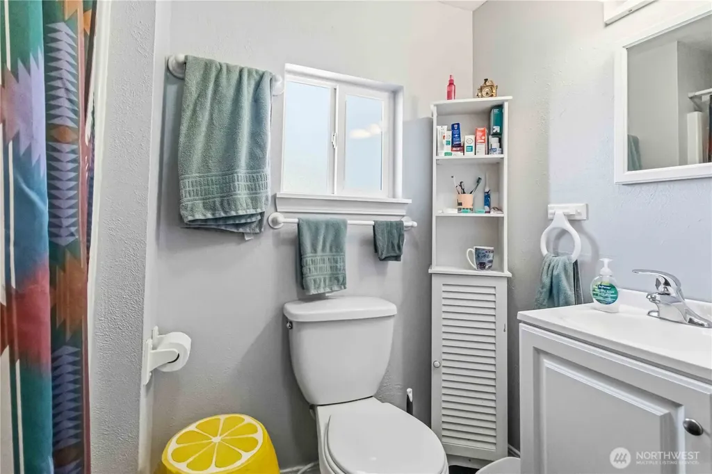 336 SW 3rd Avenue Castle Rock WA 98611