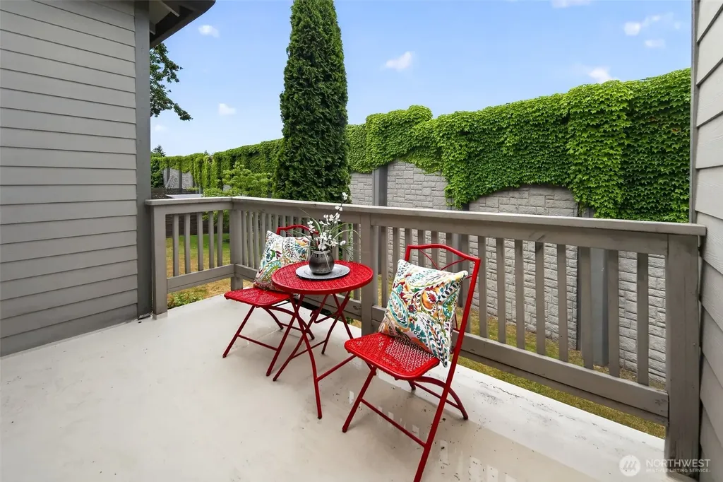 8033 118th Avenue NE Kirkland WA 98033