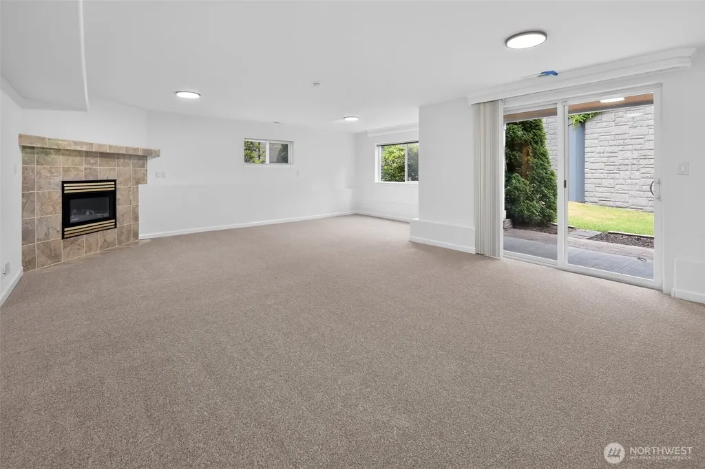 8033 118th Avenue NE Kirkland WA 98033