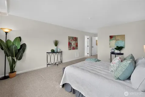 8033 118th Avenue NE Kirkland WA 98033