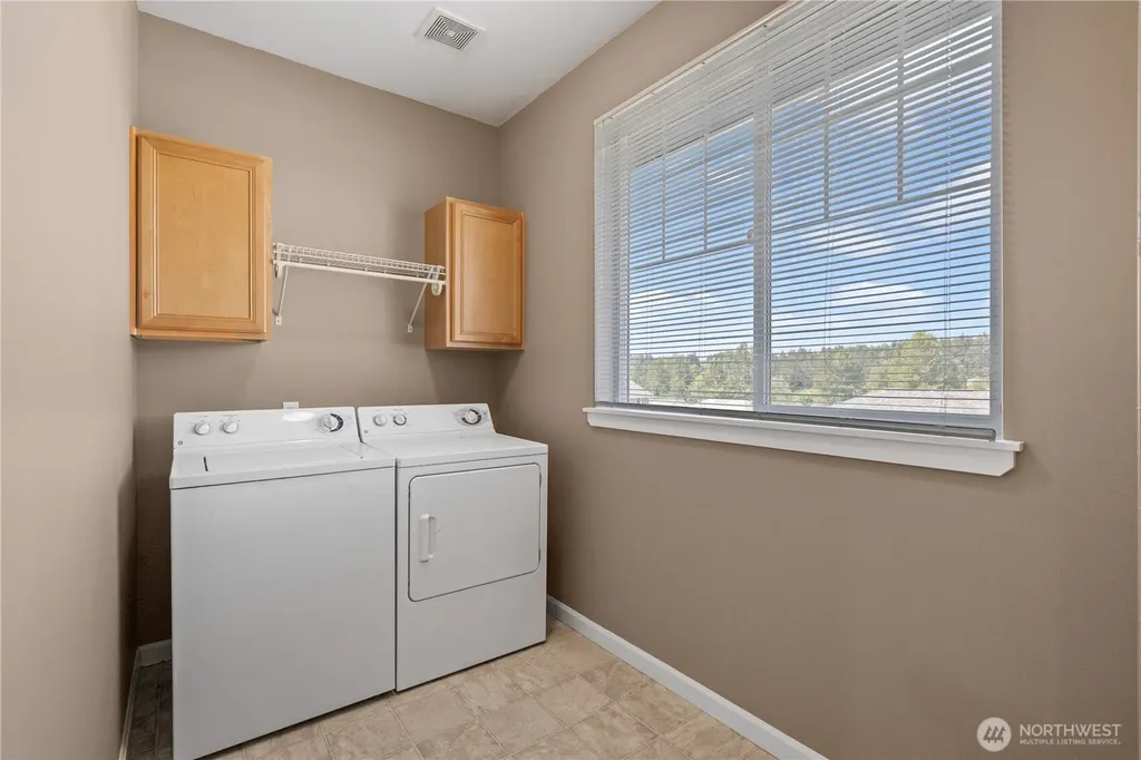 1447 Cherry Avenue Tacoma WA 98466