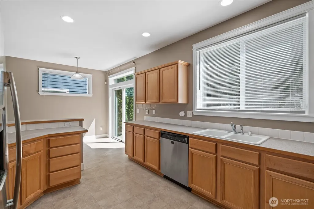 1447 Cherry Avenue Tacoma WA 98466