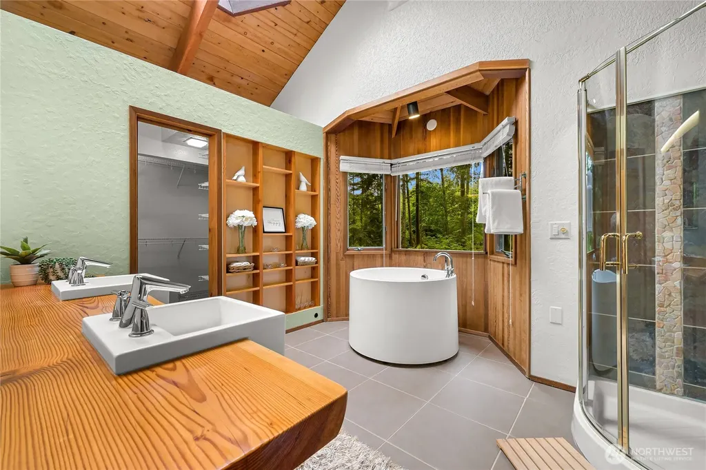 5009 Samish Way Bellingham WA 98229