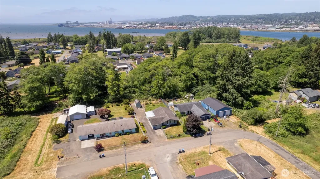 707 Water Street Aberdeen WA 98520