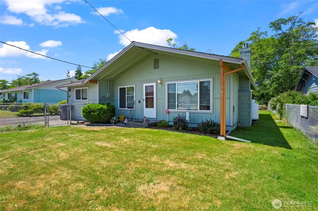707 Water Street Aberdeen WA 98520