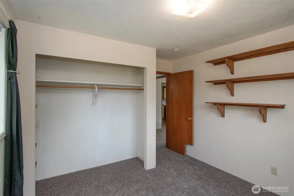 915 W 11th Street Port Angeles WA 98363