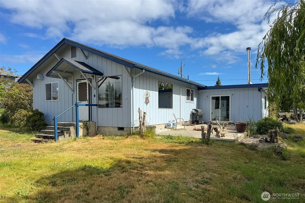 915 W 11th Street Port Angeles WA 98363