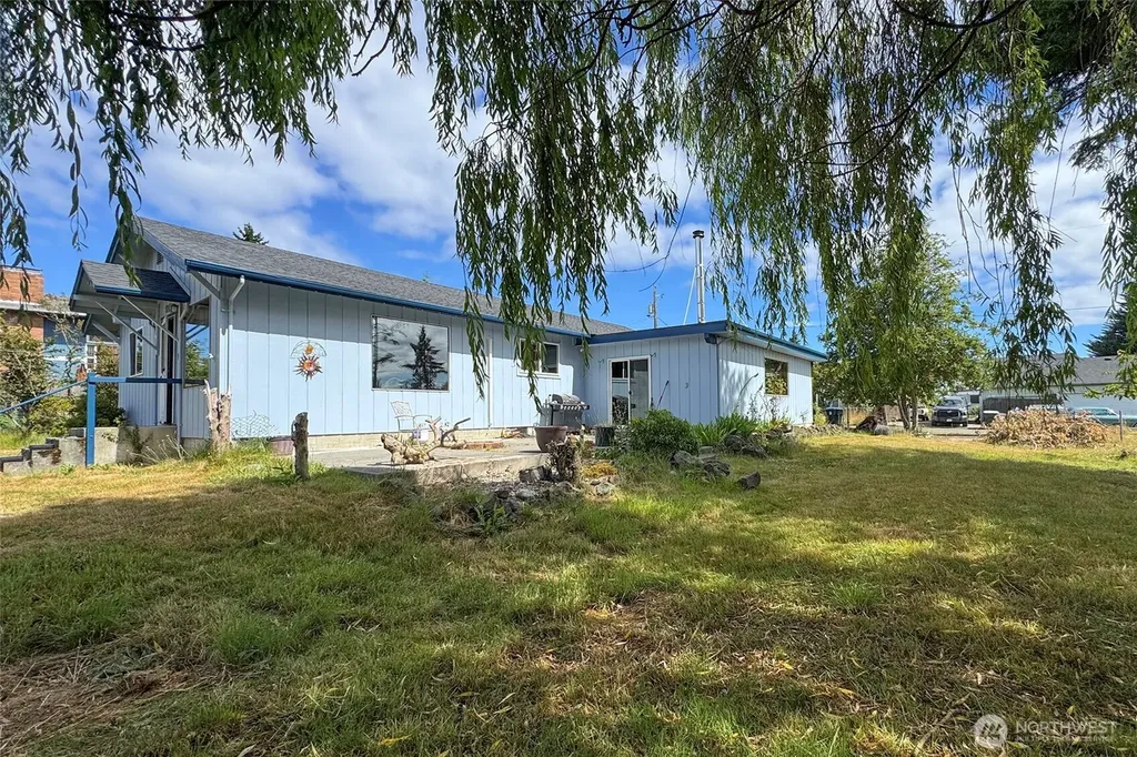 915 W 11th Street Port Angeles WA 98363
