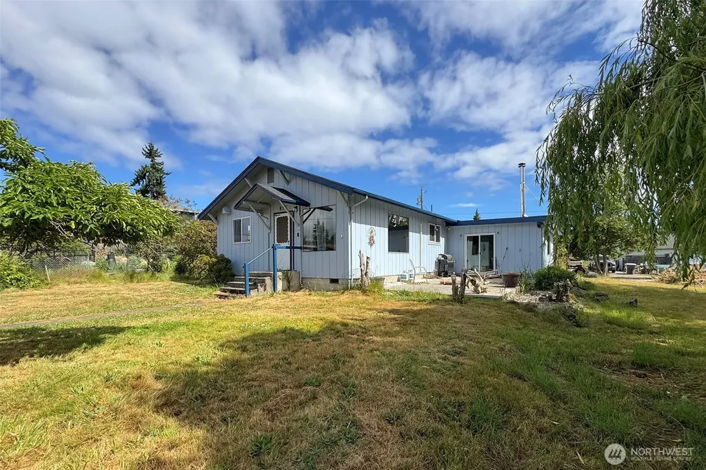 915 W 11th Street Port Angeles WA 98363