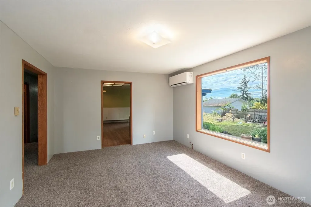 915 W 11th Street Port Angeles WA 98363