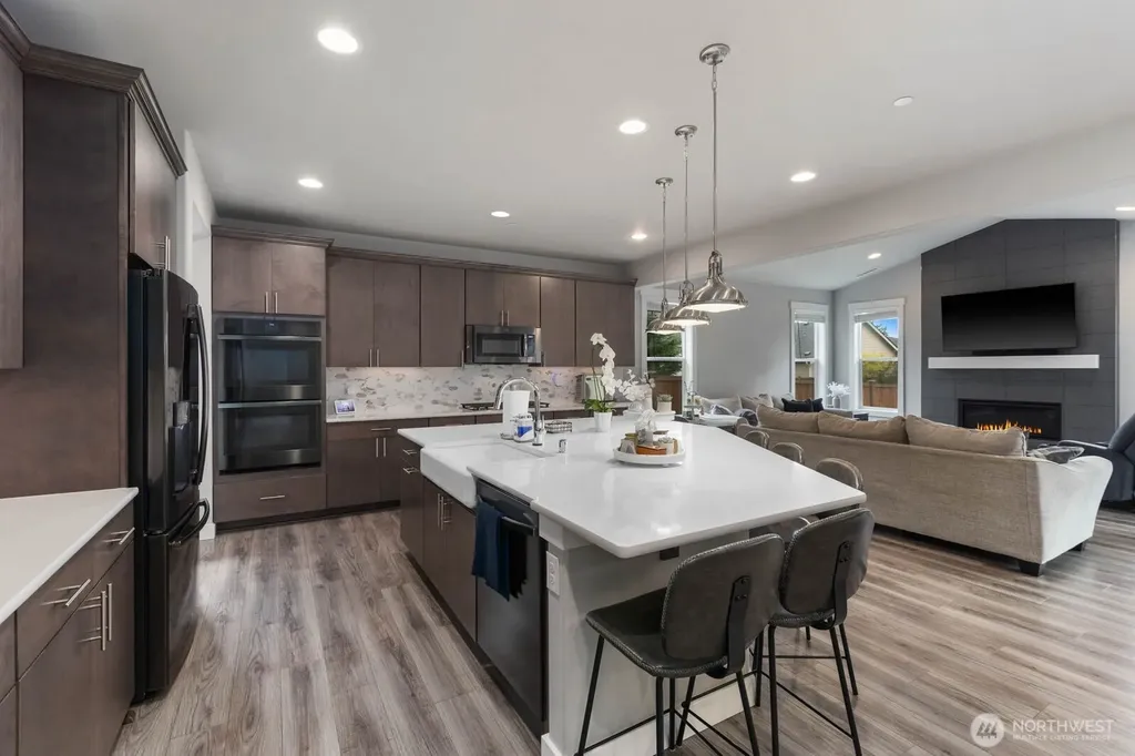 1113 25th Avenue Ct SW Puyallup WA 98373