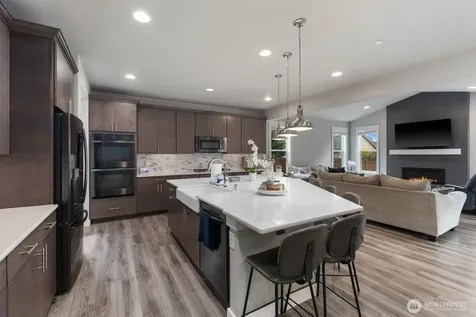 1113 25th Avenue Ct SW Puyallup WA 98373
