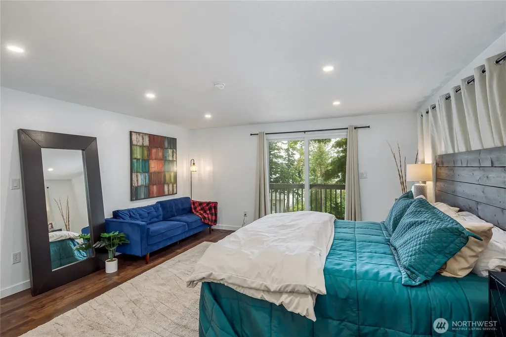 2097 Gull Way Camano Island WA 98282