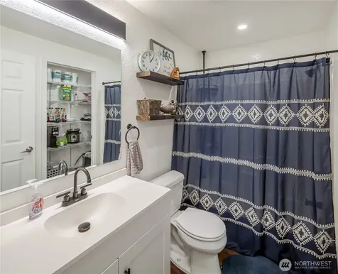 2097 Gull Way Camano Island WA 98282
