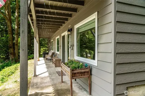 2097 Gull Way Camano Island WA 98282