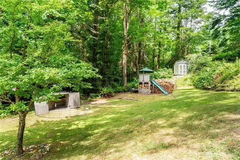 2097 Gull Way Camano Island WA 98282