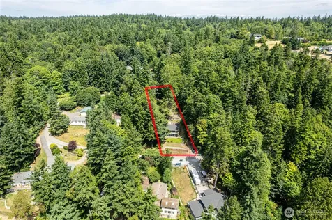 2097 Gull Way Camano Island WA 98282