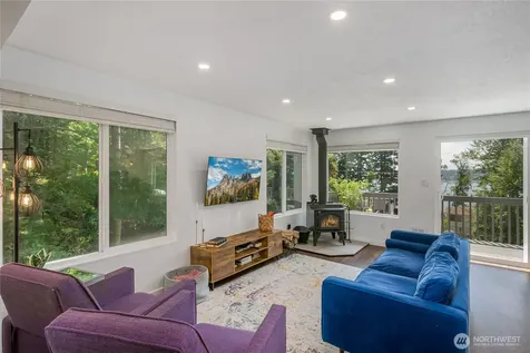 2097 Gull Way Camano Island WA 98282