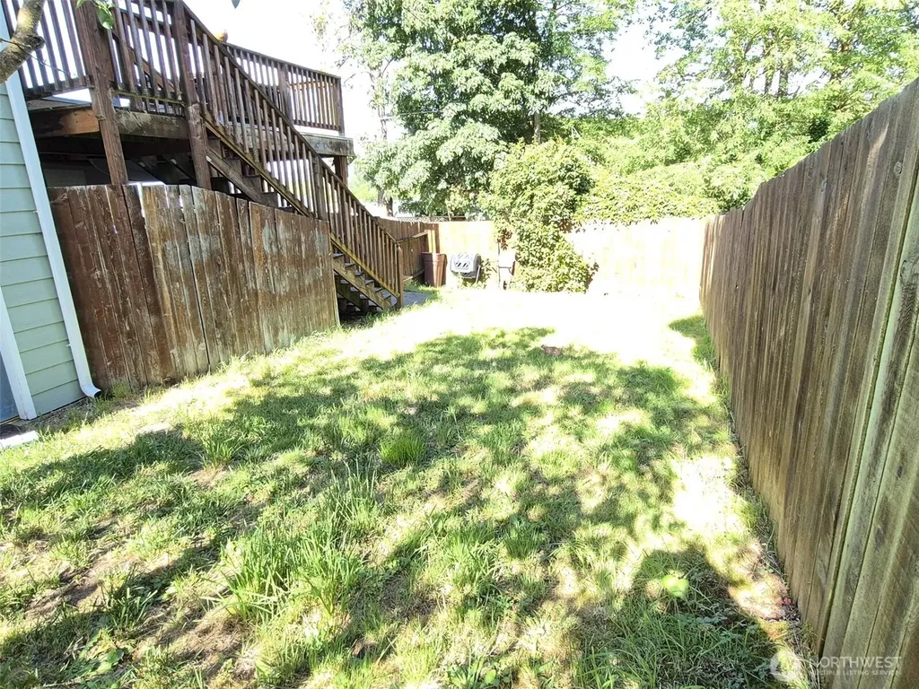 5615 S 2nd Avenue Everett WA 98203