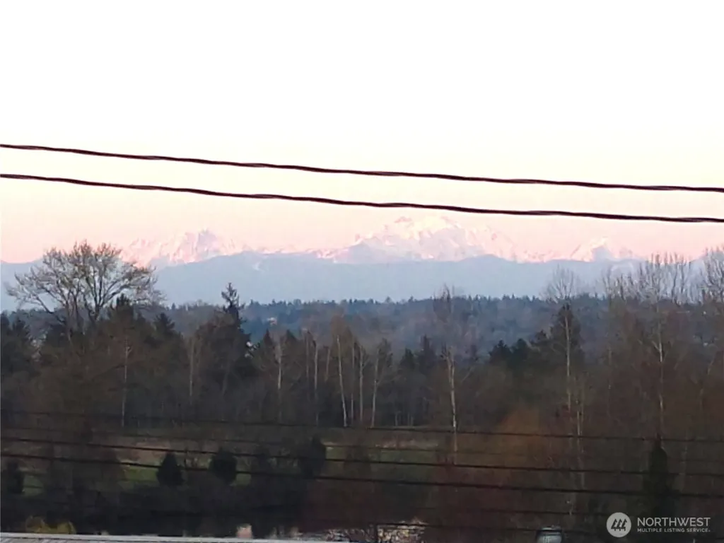 5615 S 2nd Avenue Everett WA 98203
