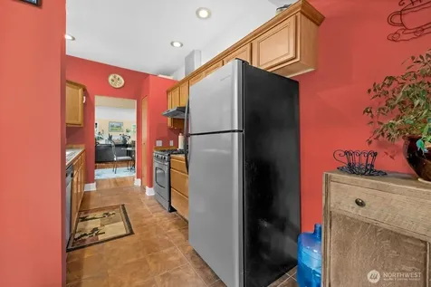 5615 S 2nd Avenue Everett WA 98203