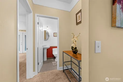 5615 S 2nd Avenue Everett WA 98203