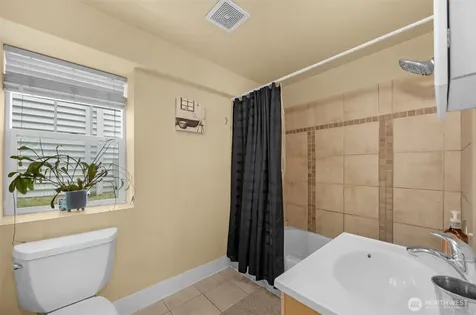 5615 S 2nd Avenue Everett WA 98203
