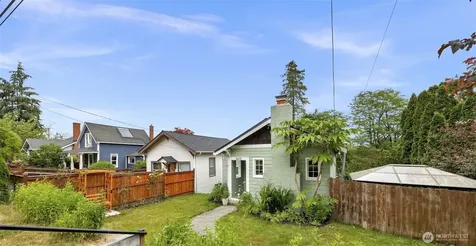 5615 S 2nd Avenue Everett WA 98203
