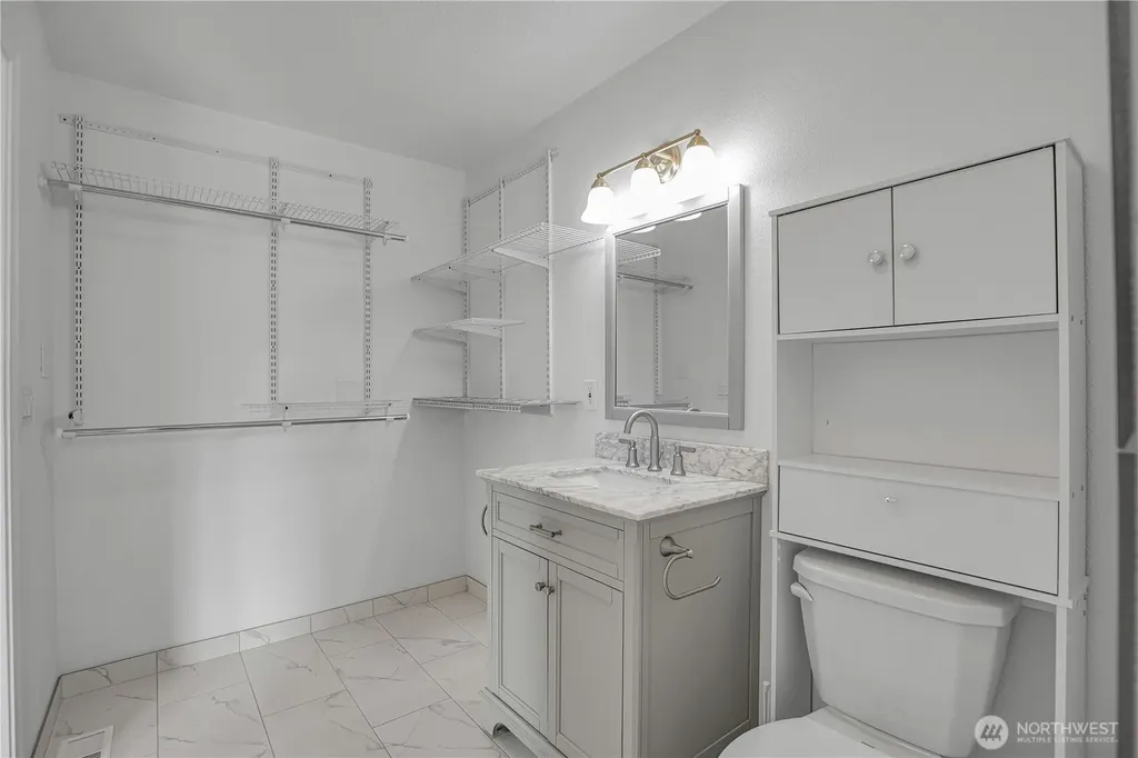 703 NW 114th Street Vancouver WA 98685