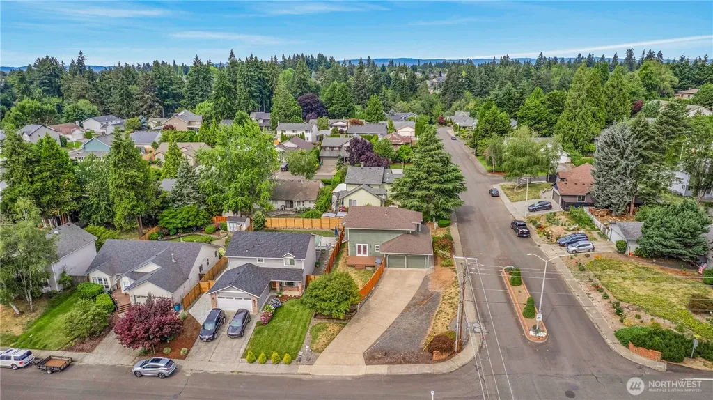 703 NW 114th Street Vancouver WA 98685