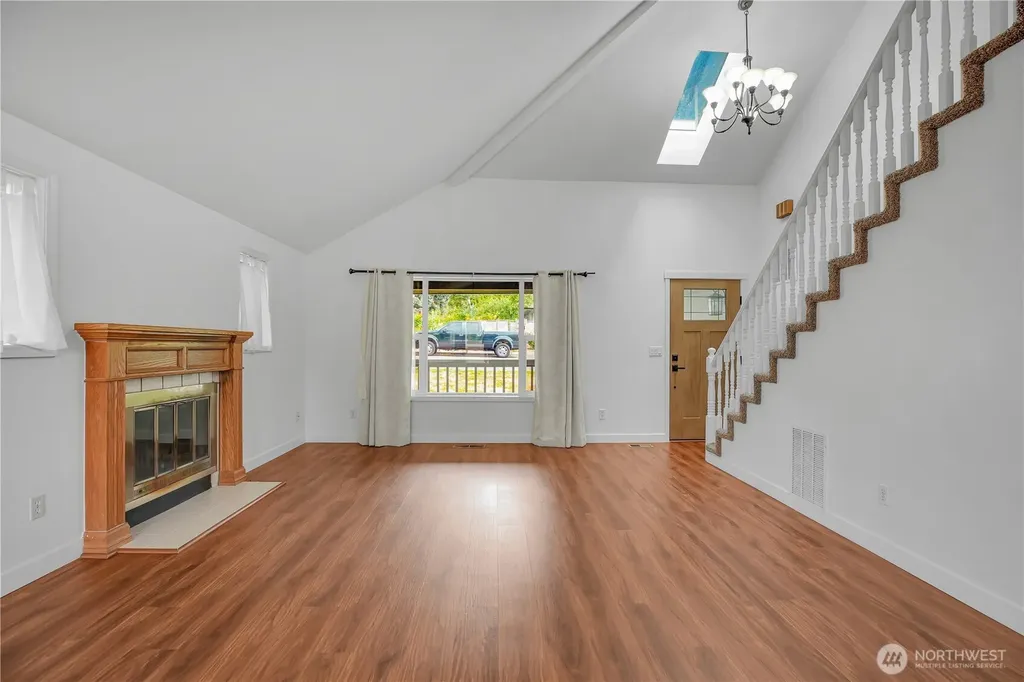 703 NW 114th Street Vancouver WA 98685