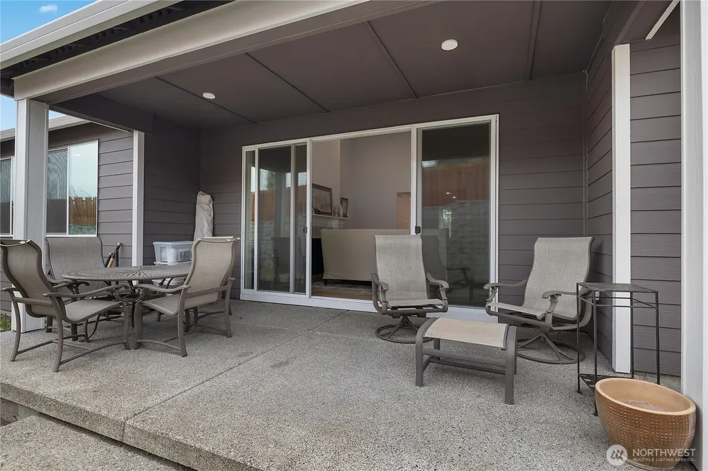 2905 Arrowroot Loop SE Lacey WA 98513