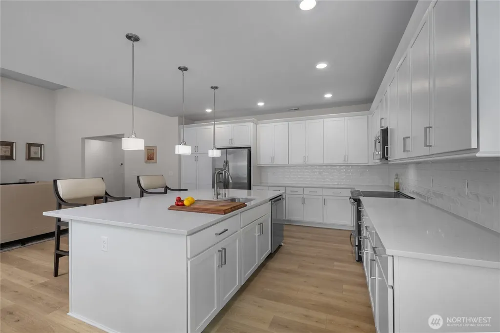 2905 Arrowroot Loop SE Lacey WA 98513