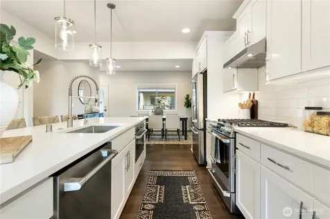1429 8th Avenue NE Issaquah WA 98029