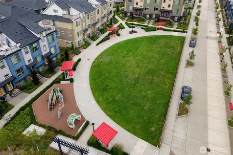 1429 8th Avenue NE Issaquah WA 98029