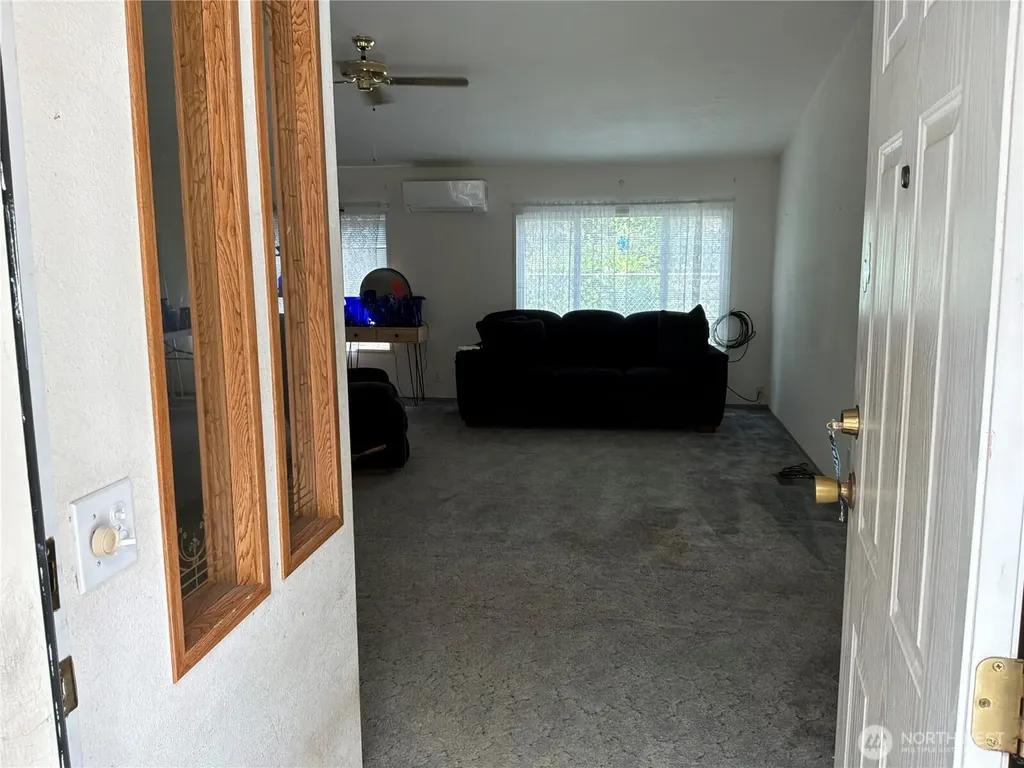 131 Midnight Court Allyn WA 98524