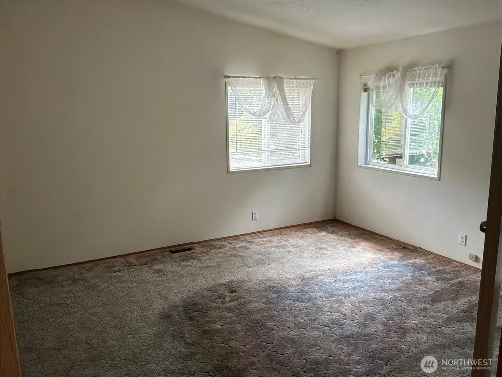 131 Midnight Court Allyn WA 98524