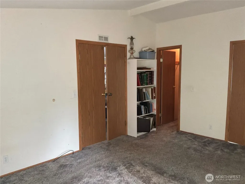 131 Midnight Court Allyn WA 98524