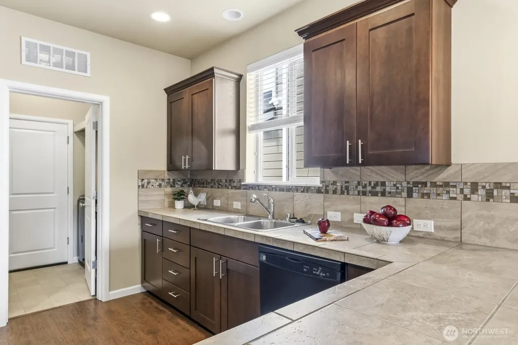 14441 100th Ave SE Yelm WA 98597