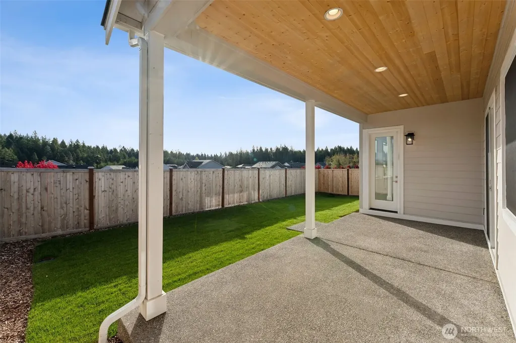 5811 Thornhill Avenue SW Port Orchard WA 98367